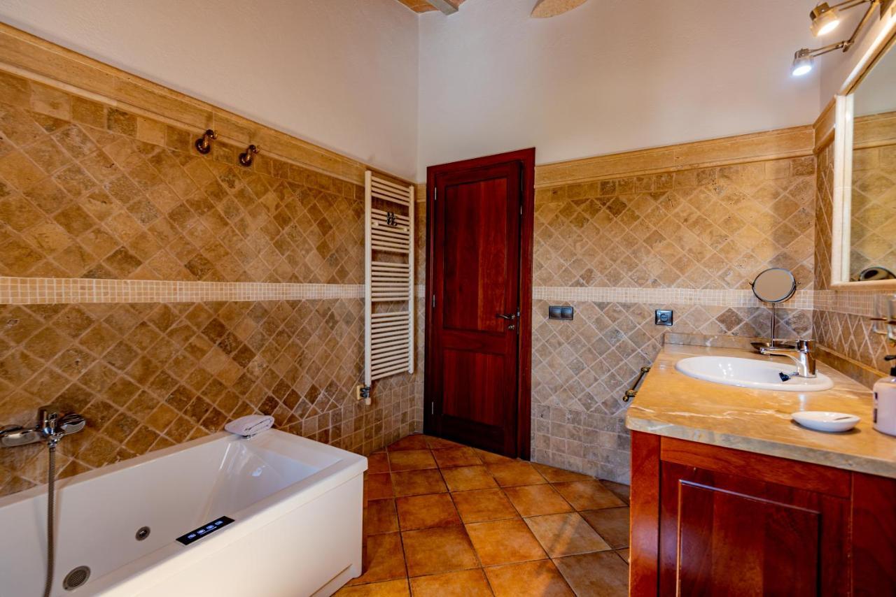 Villa In Center Of Pollensa With Pool And Jacuzzi Exteriér fotografie